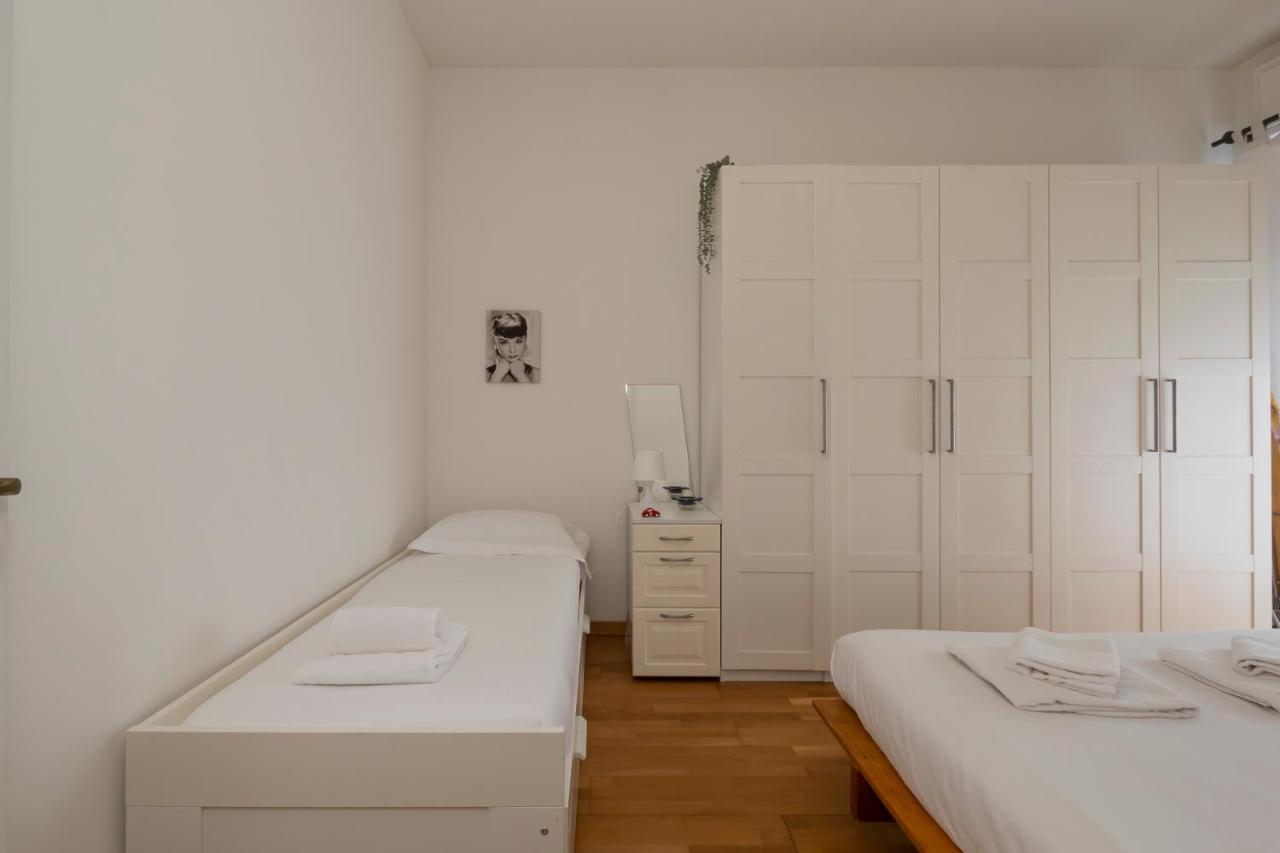 Luxury Flat Between Navigli And Duomo - Sambuco Mediolan Zewnętrze zdjęcie