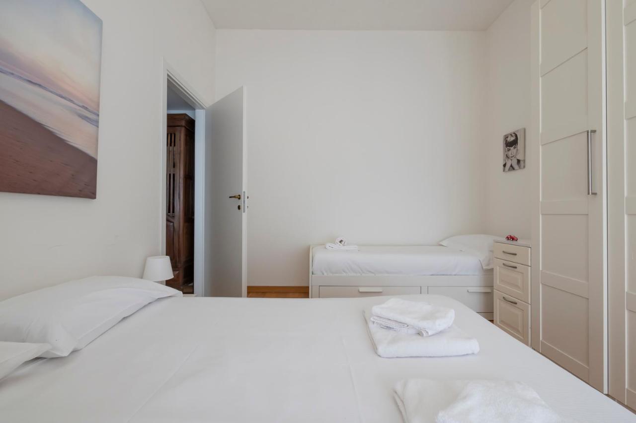 Luxury Flat Between Navigli And Duomo - Sambuco Mediolan Zewnętrze zdjęcie